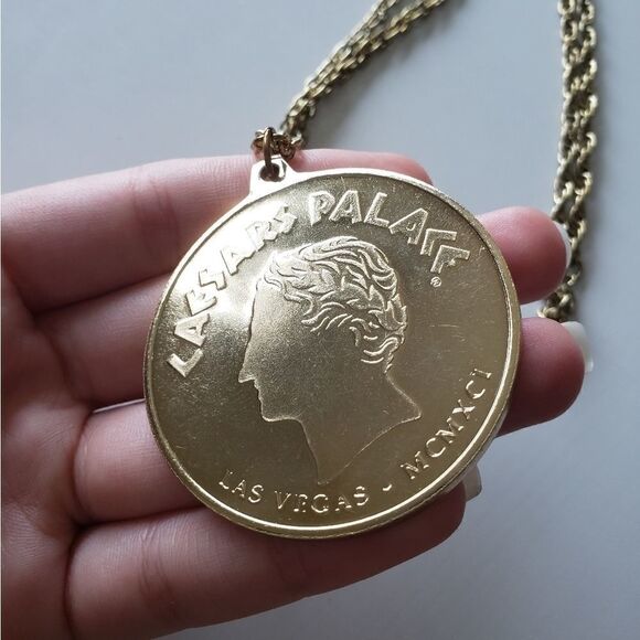 Caesars Palace Gold Tone Las Vegas Medal Necklace - Picture 3 of 5
